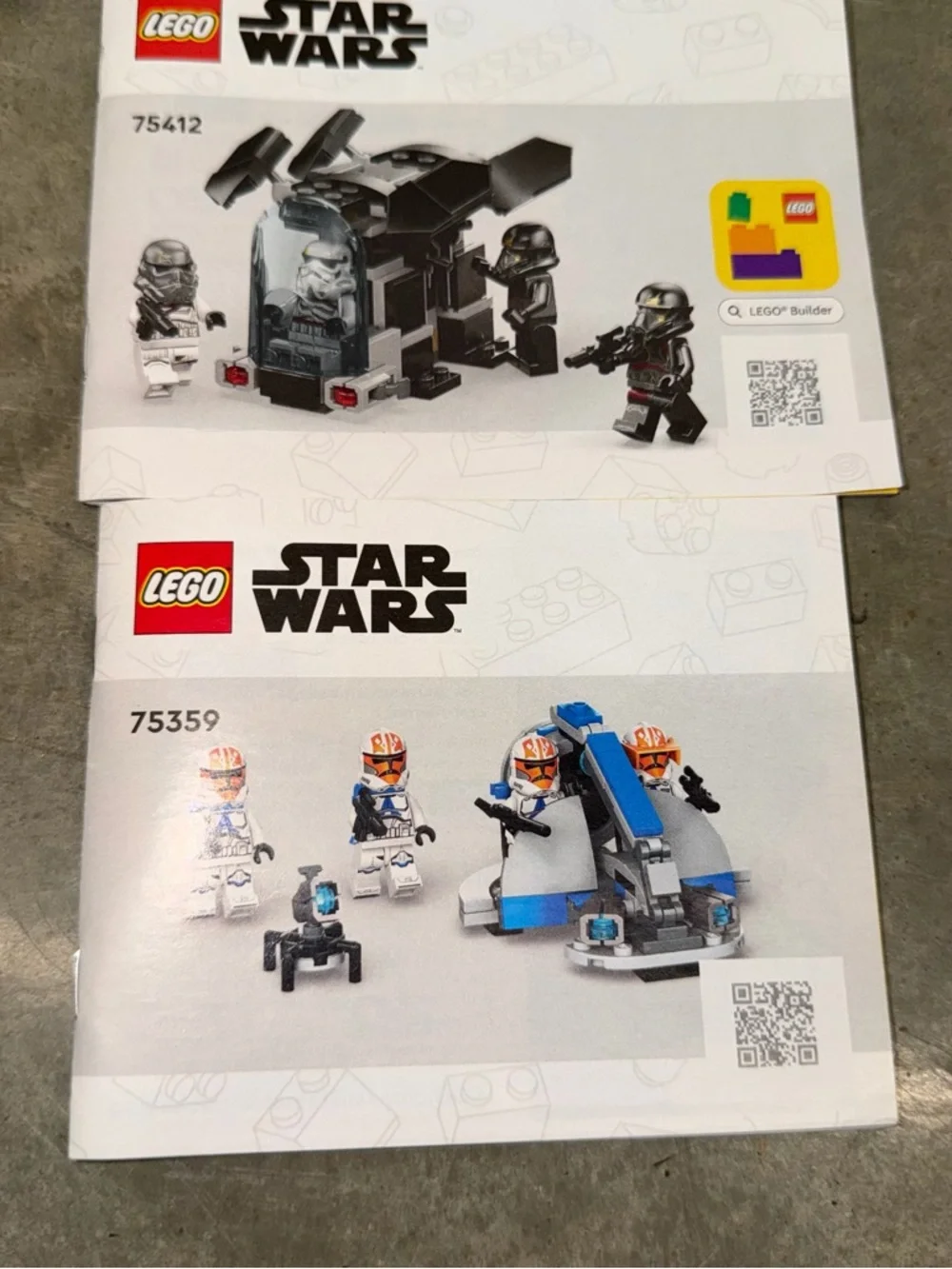 Lego Star Wars‎ Instruction Booklets - White, Red, Blue, Green, Yellow, Black